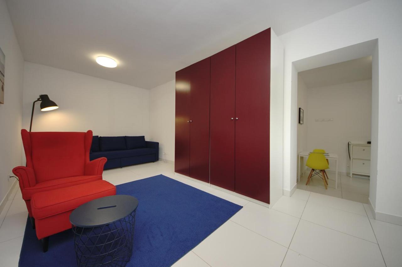 גדינייה Comfort Apartments Korzeniowskiego מראה חיצוני תמונה