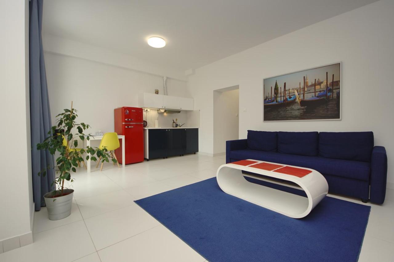 גדינייה Comfort Apartments Korzeniowskiego מראה חיצוני תמונה
