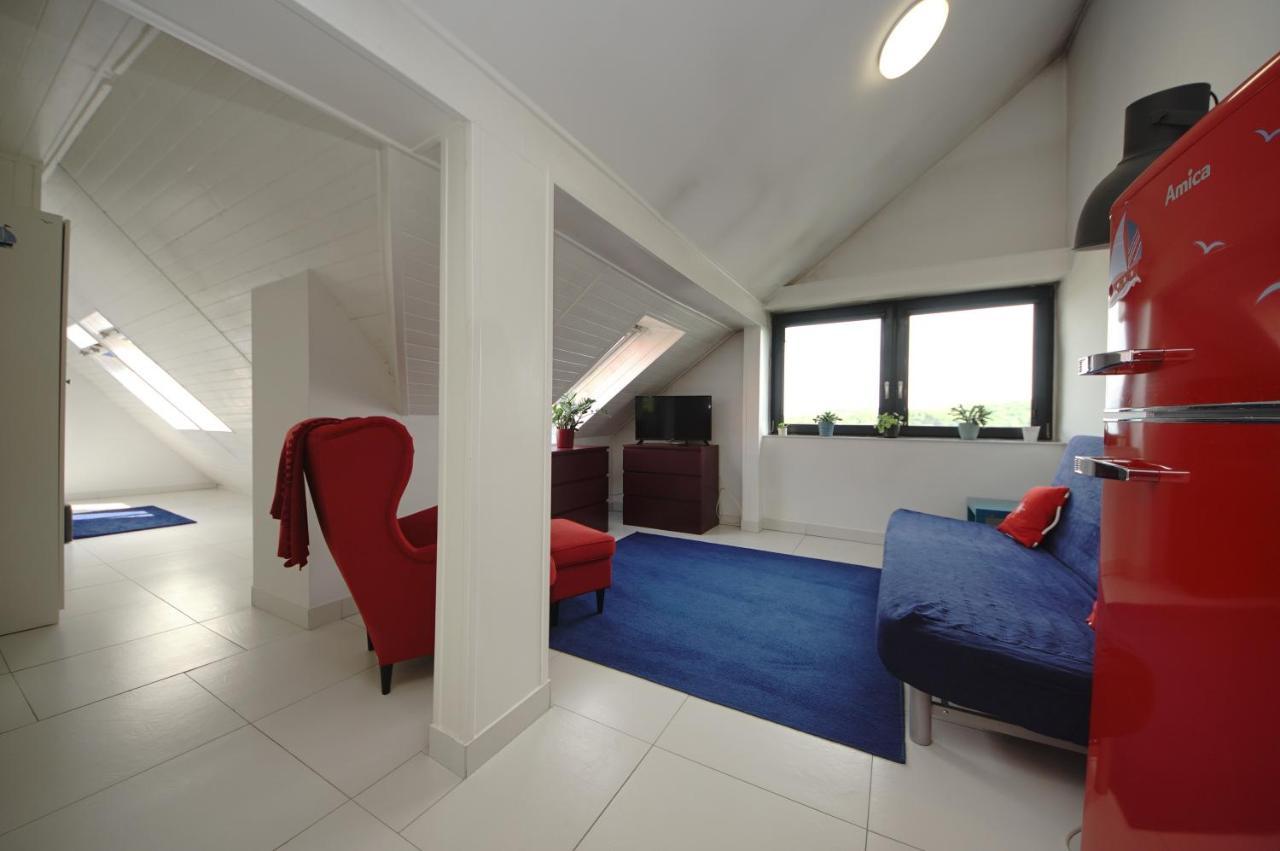גדינייה Comfort Apartments Korzeniowskiego מראה חיצוני תמונה