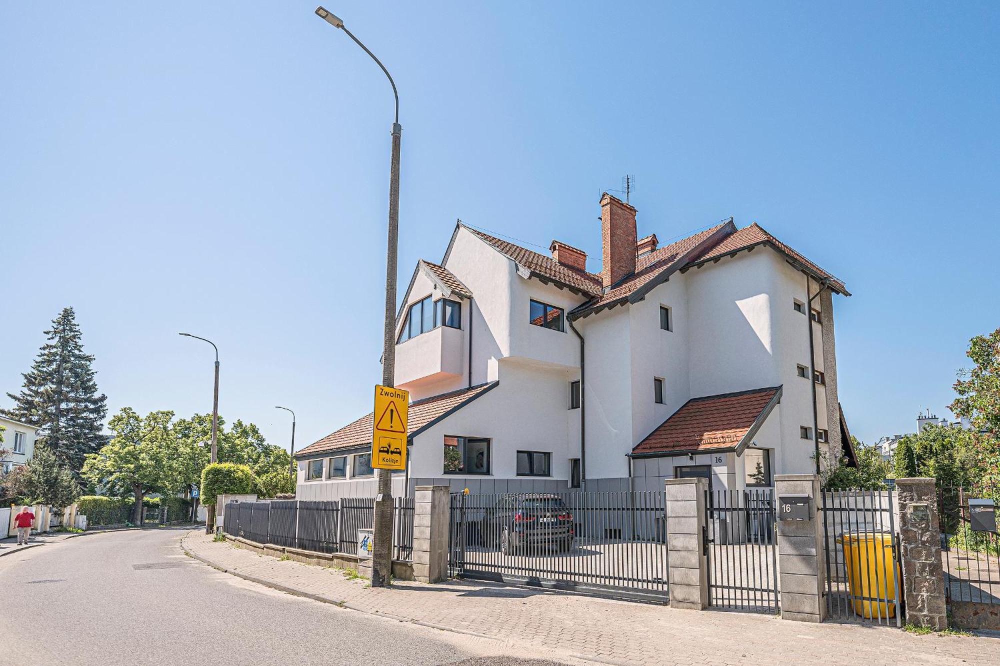 גדינייה Comfort Apartments Korzeniowskiego מראה חיצוני תמונה