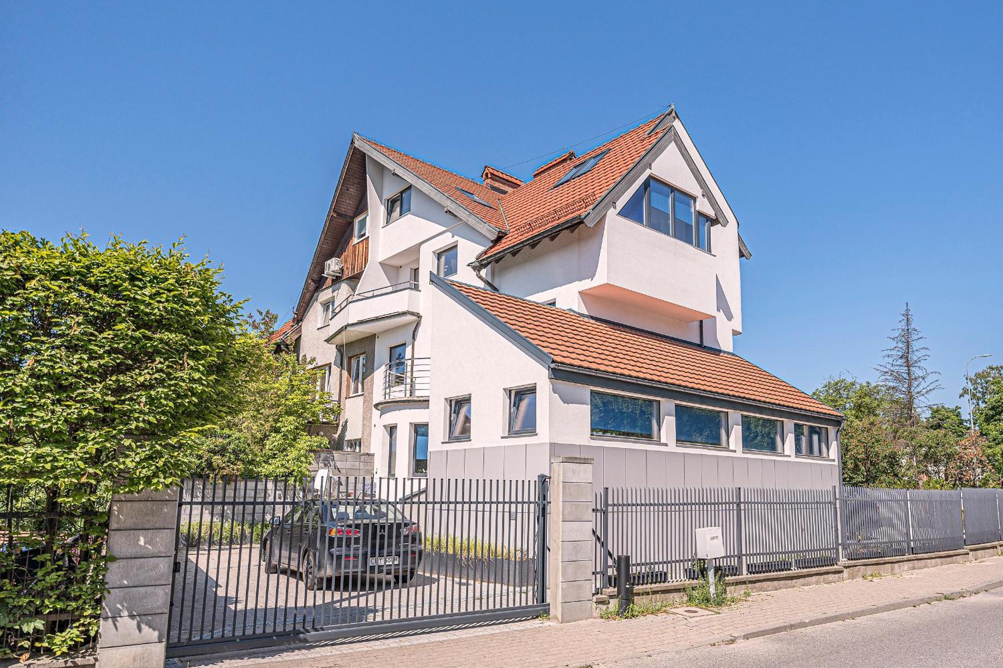 גדינייה Comfort Apartments Korzeniowskiego מראה חיצוני תמונה