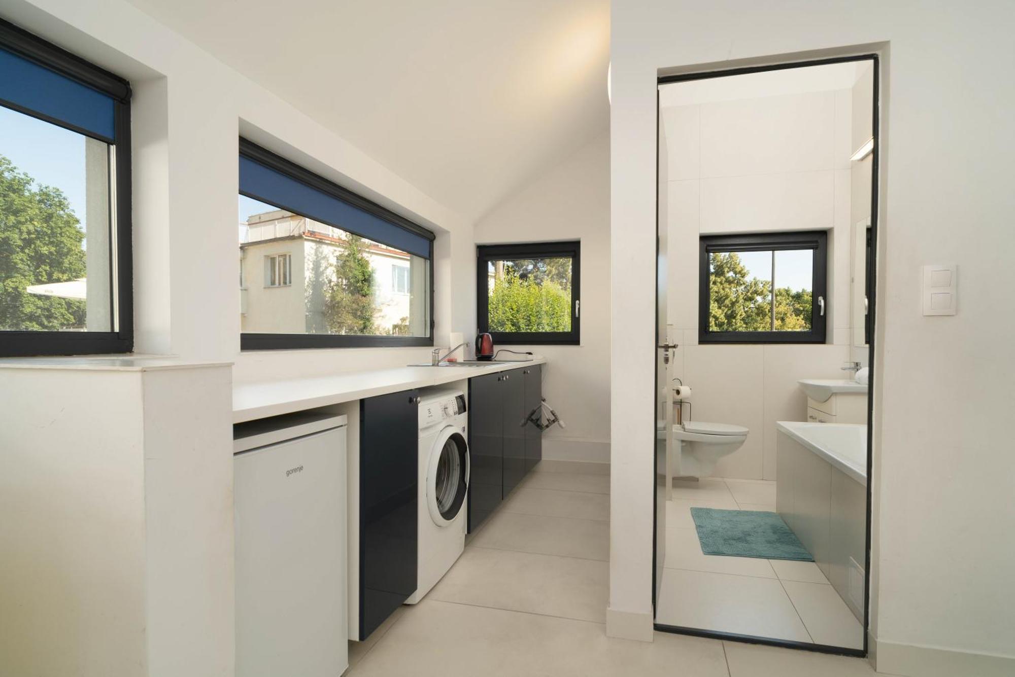 גדינייה Comfort Apartments Korzeniowskiego מראה חיצוני תמונה