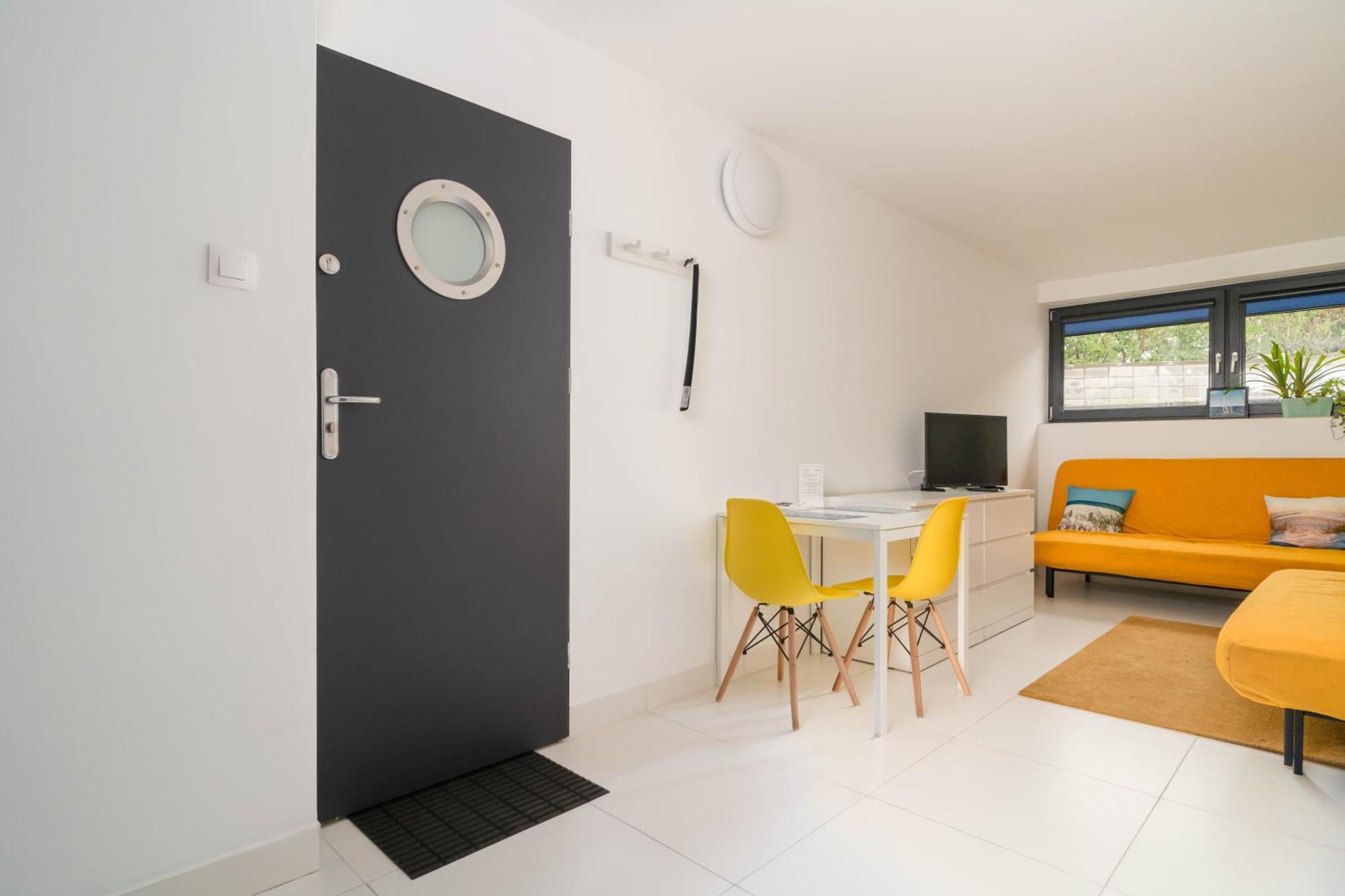 גדינייה Comfort Apartments Korzeniowskiego מראה חיצוני תמונה